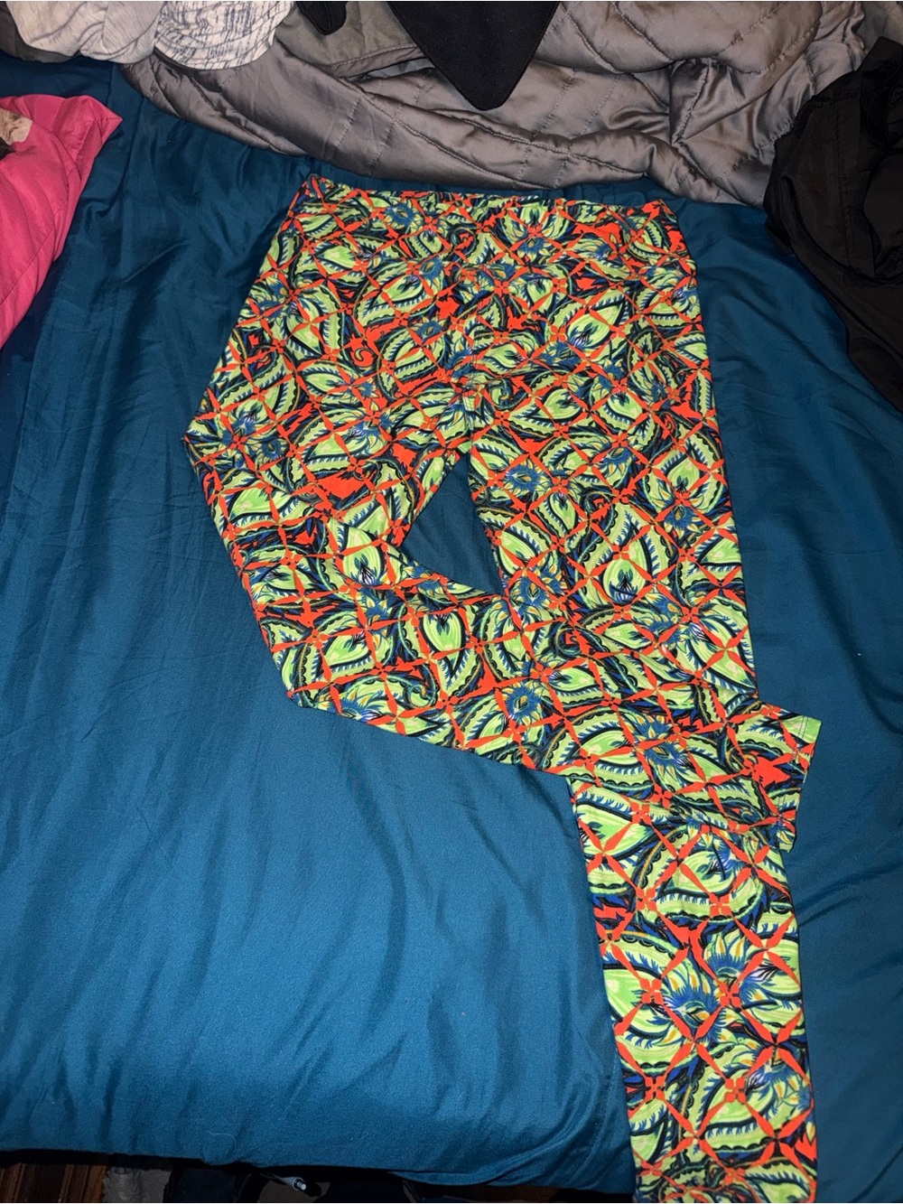 LuLaRoe Neon Tropical Leaf Print Leggings - Green & Orange & Blue